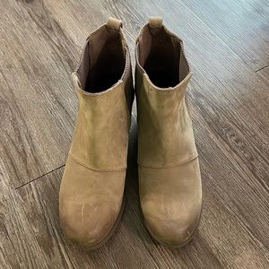 Sorel Joan of Arctic Tan Wedge Booties